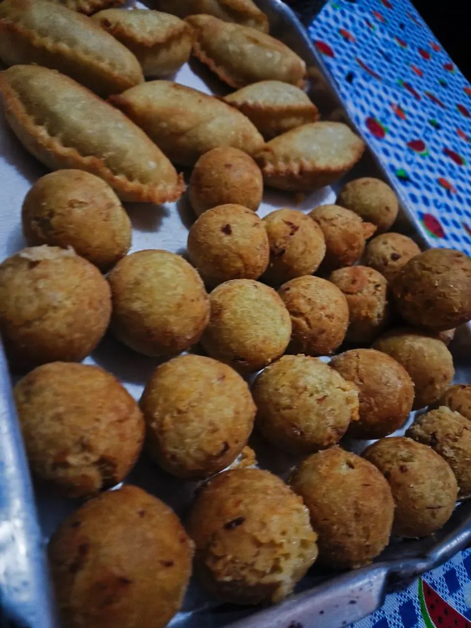 Pacote com 30 Bolinhos de Tilápia com Queijo CONGELADOS  - Foto 3