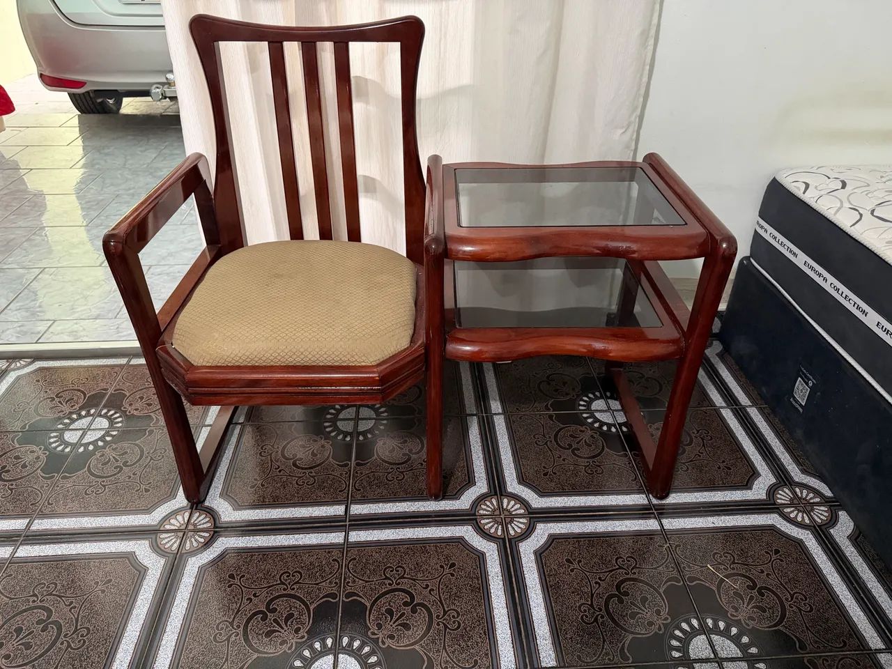 mesa e cadeira de telefone anos 90