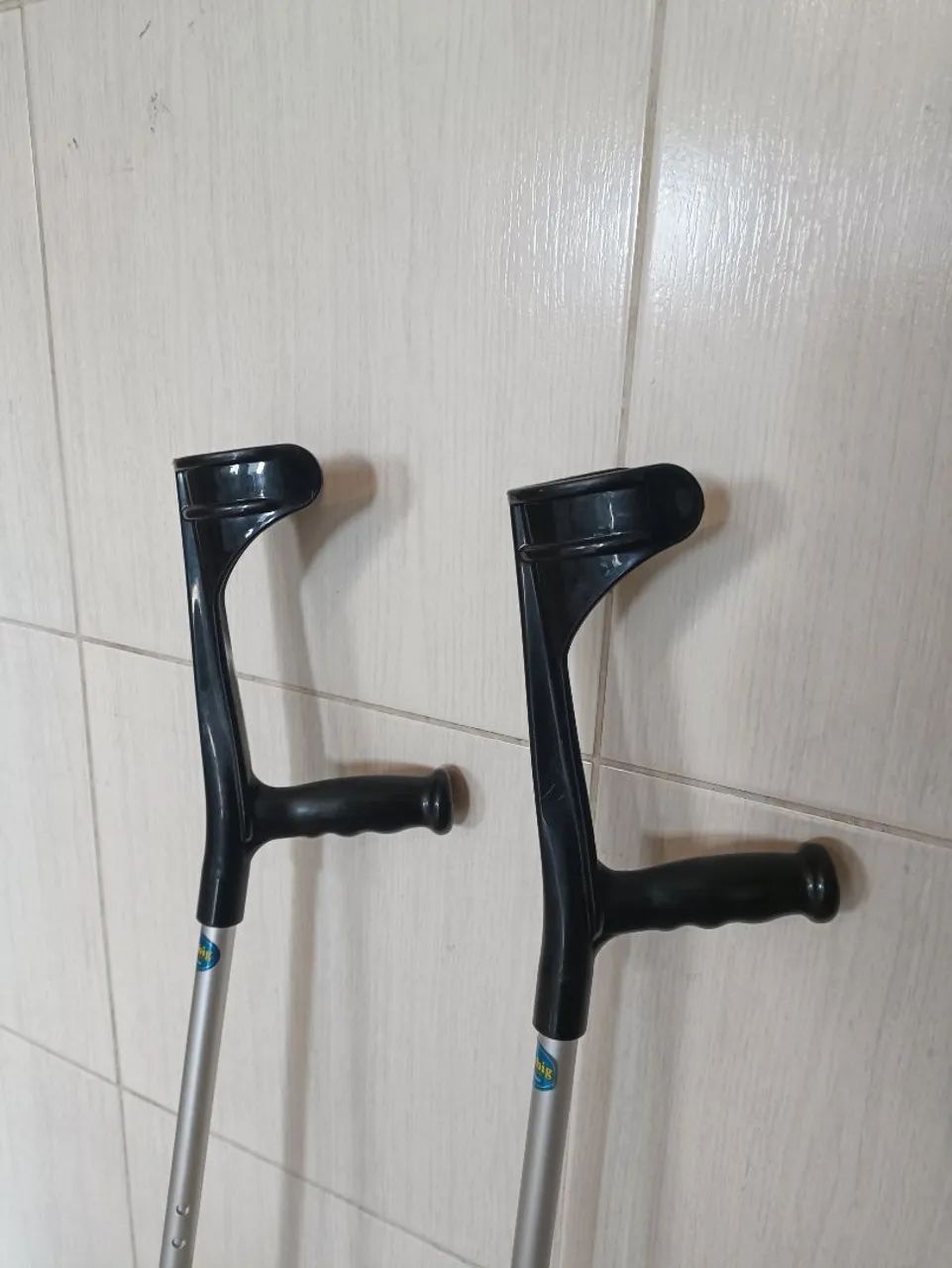 Muletas canadense par, entrego na região. - Foto 2