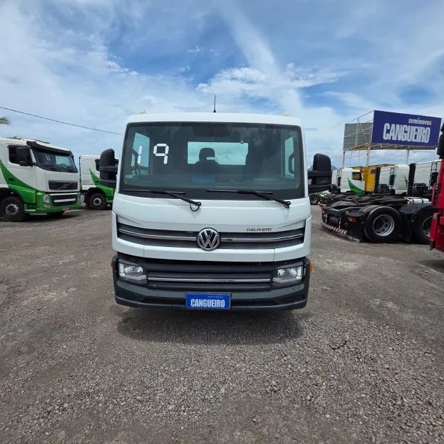VOLKSWAGEN EXPRESS DRC 4X2 2019 - Foto 2