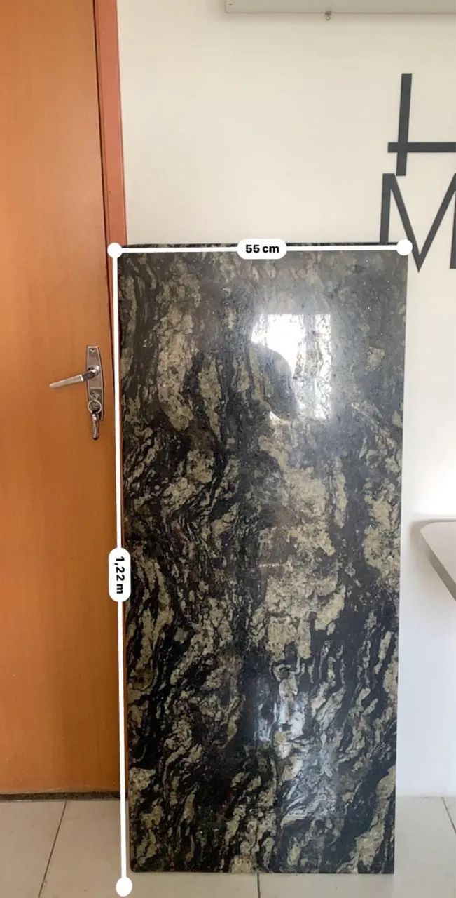 Pedra de mármore polido - 1,22m x 55cm