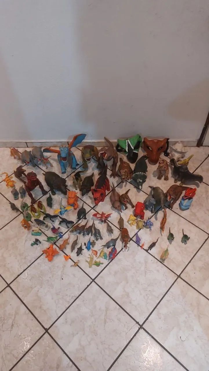 Dinossauros de brinquedo  - Foto 2