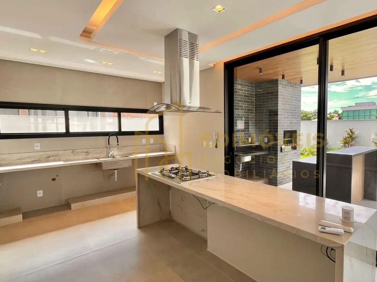 Linda casa duplex com 4 quartos e 3 suítes no Jacuhy - Oportunidade imperdível! - Foto 5