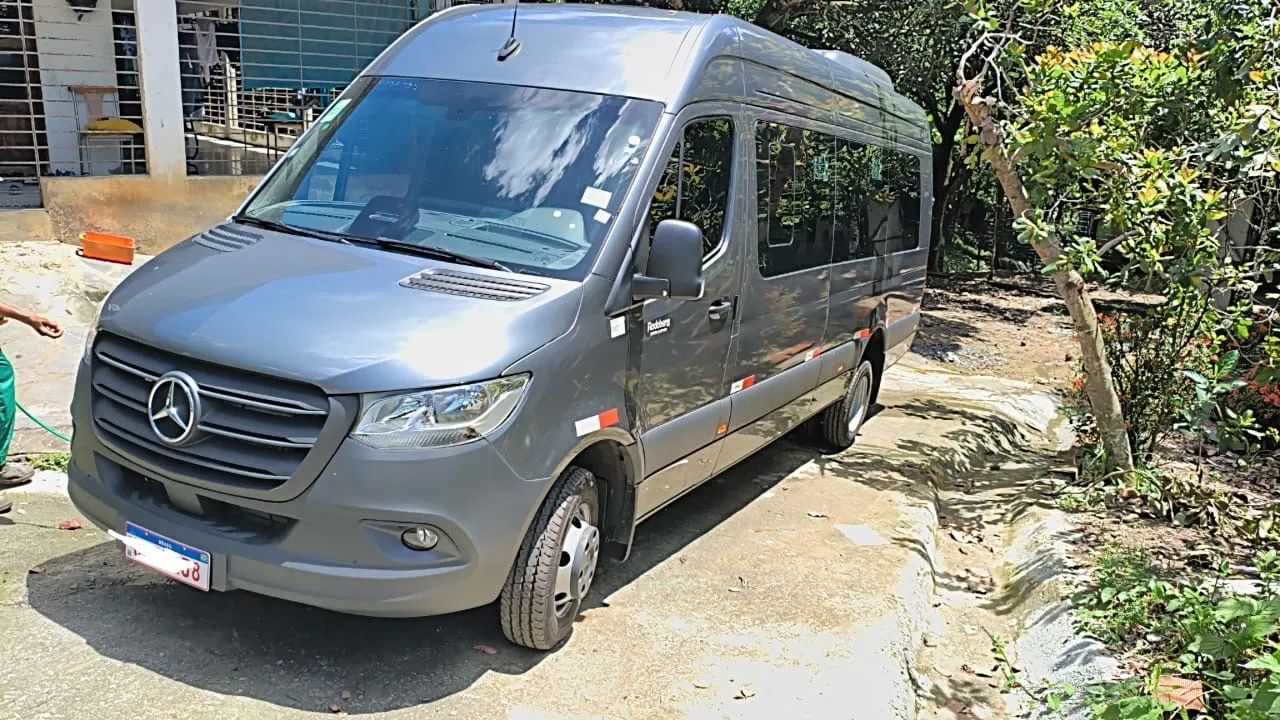 Aluguel de Ônibus, Van e Spin para Viagens e Transfer - Foto 2