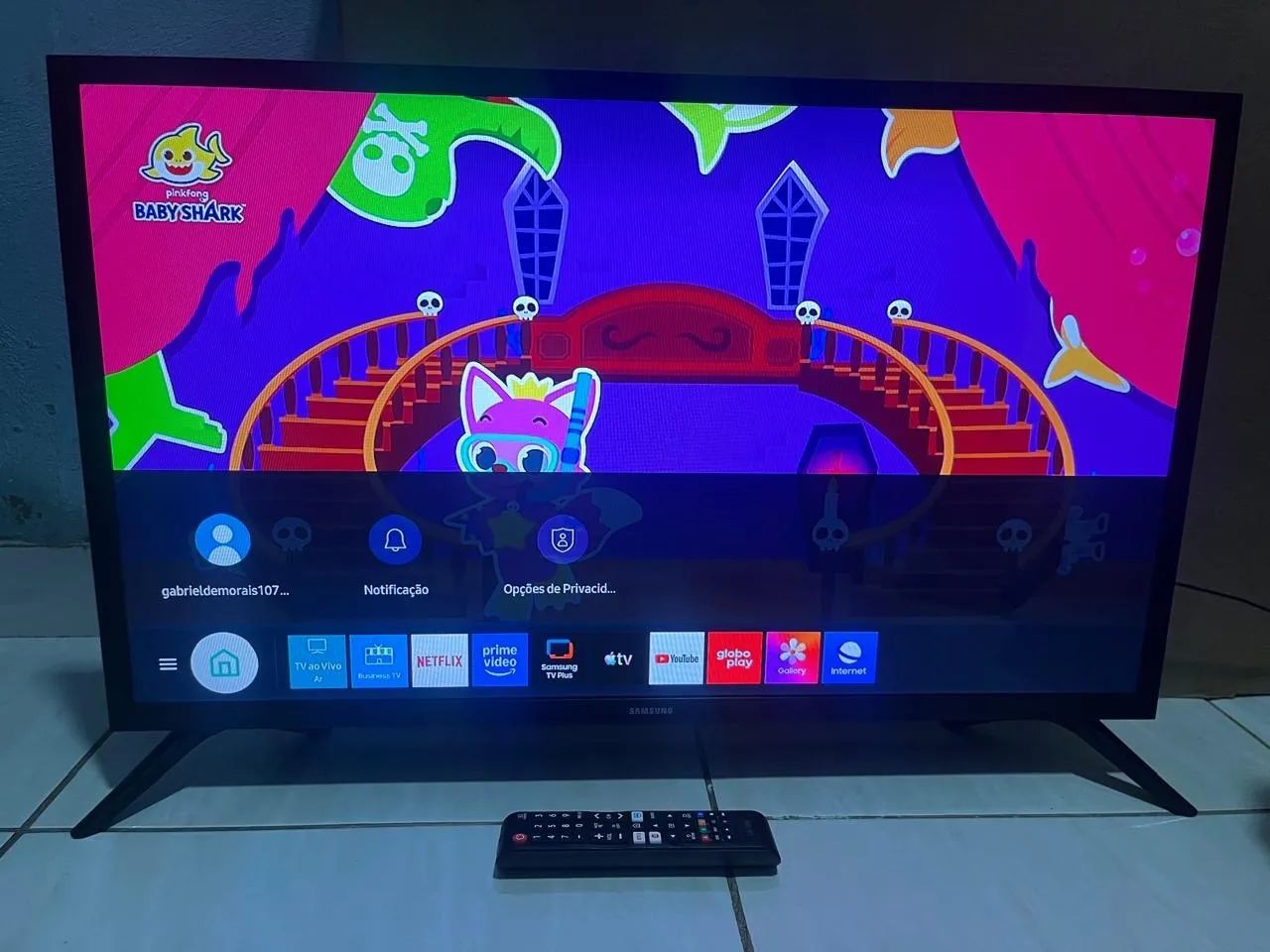 Tv Samsung smart 32 perfeita