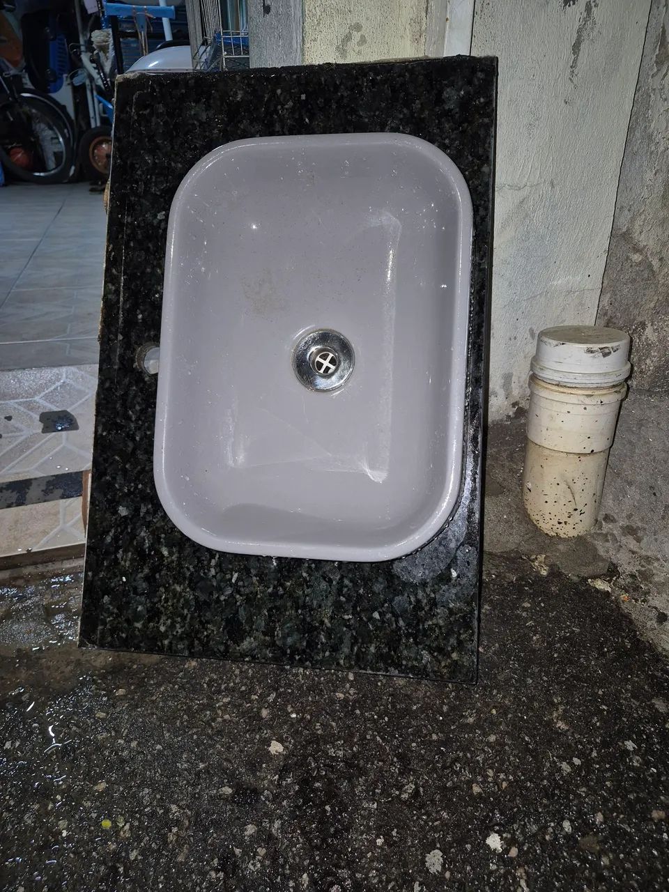 Vendo Pia de mármore 65163264586371122