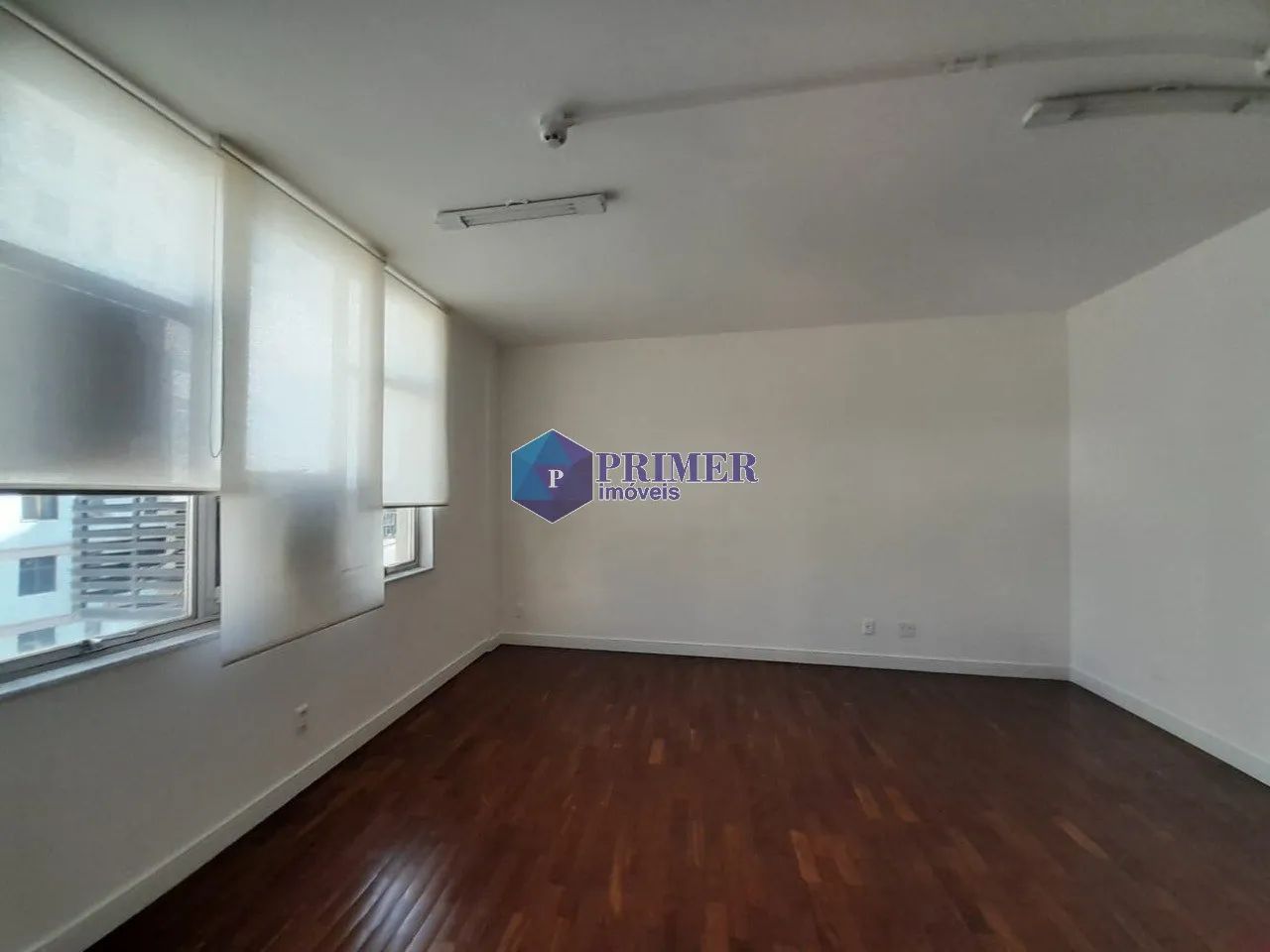 Sala 22m² em ótima localização - Bairro Cruzeiro