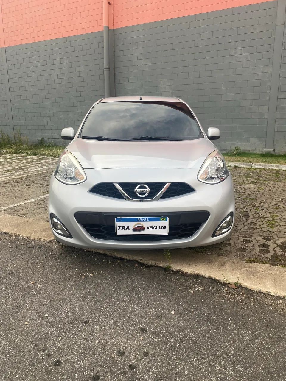 Nissan March 2016