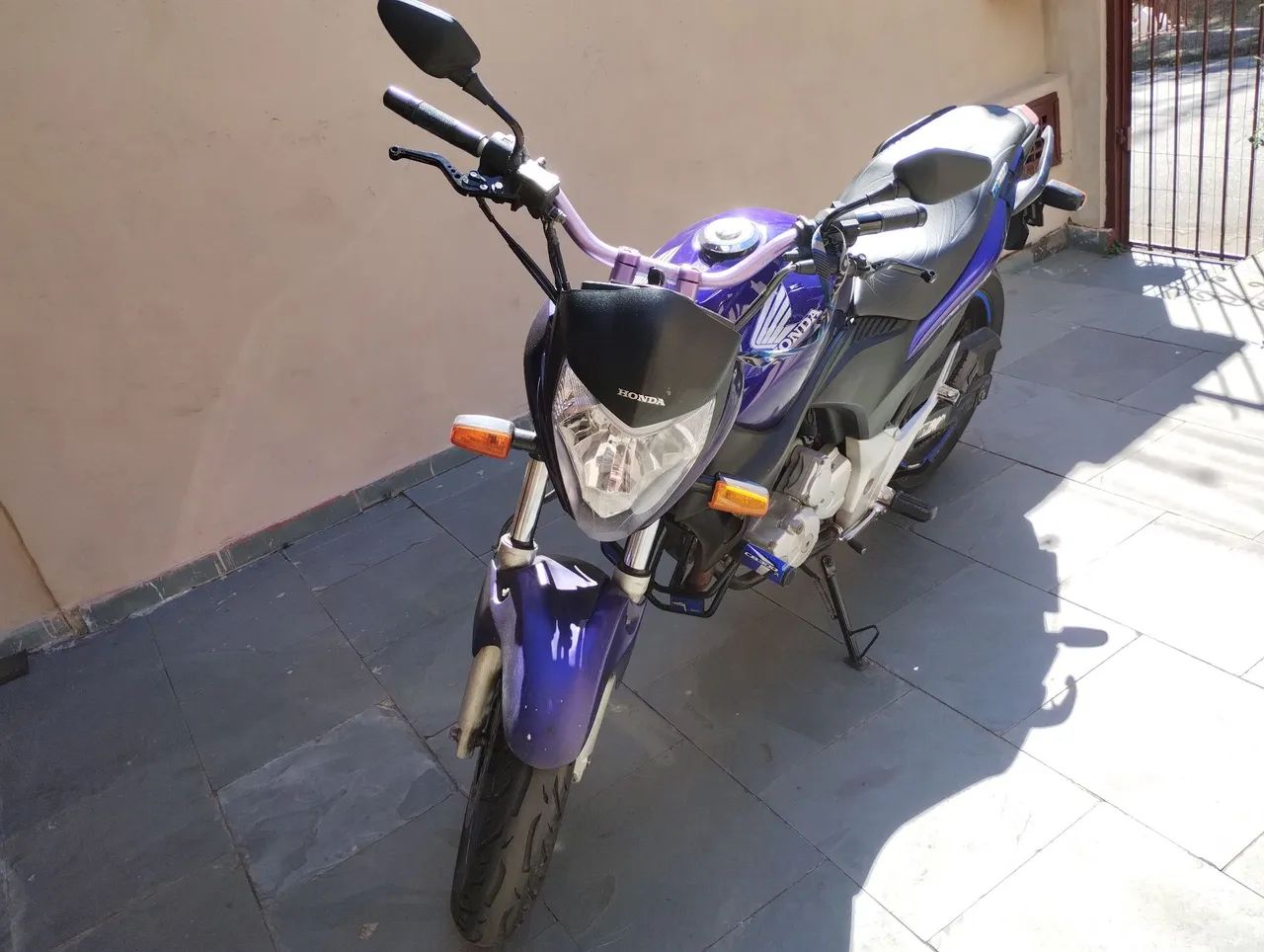 CB 300R - Foto 4