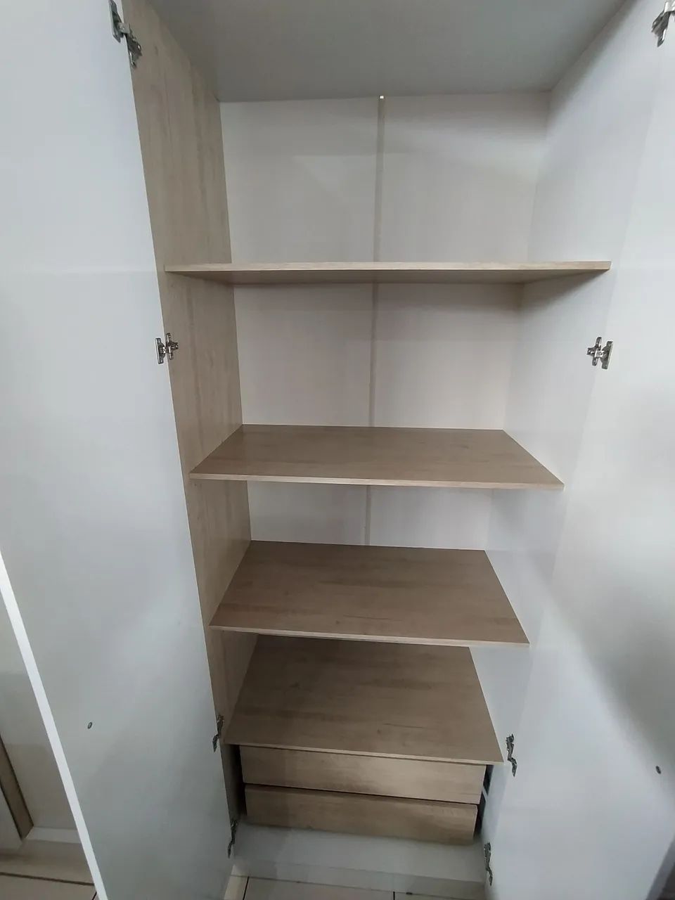 Guarda roupa white 6 portas - Foto 3