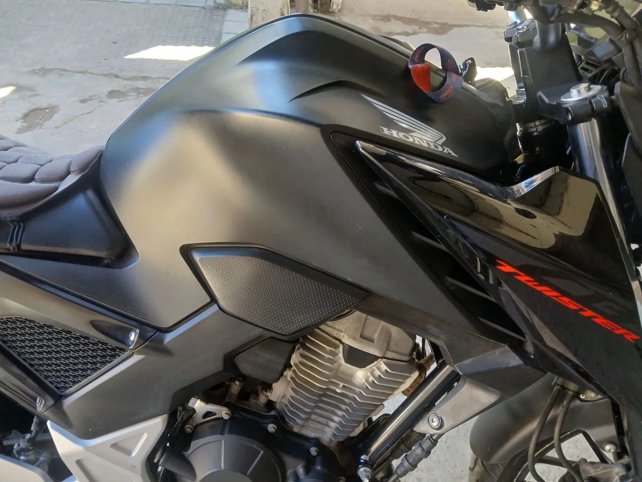 Moto 300 - Foto 3