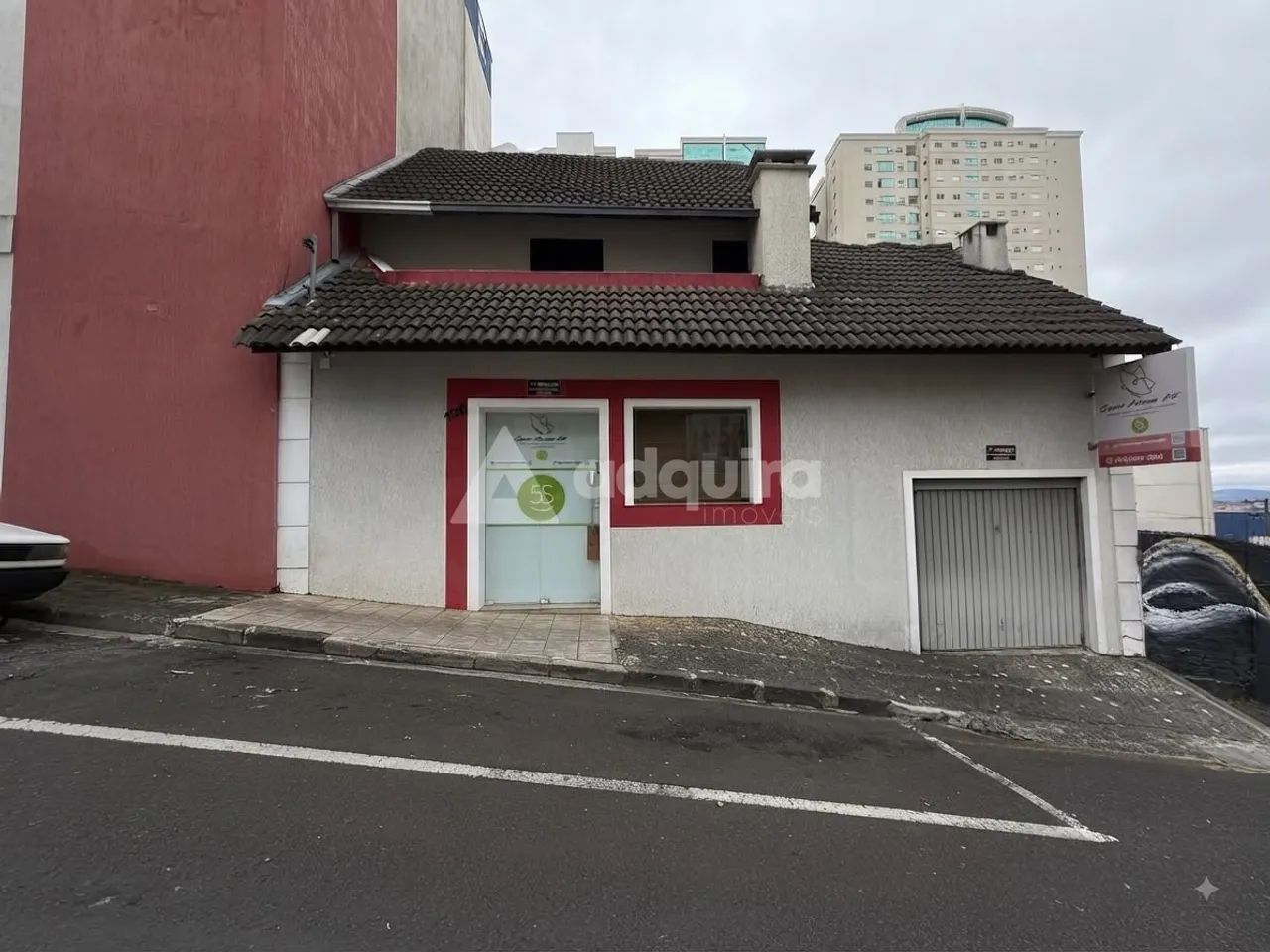 SALA COMERCIAL MOBILIADA E EQUIPADA PRÓXIMA À UNOPAR