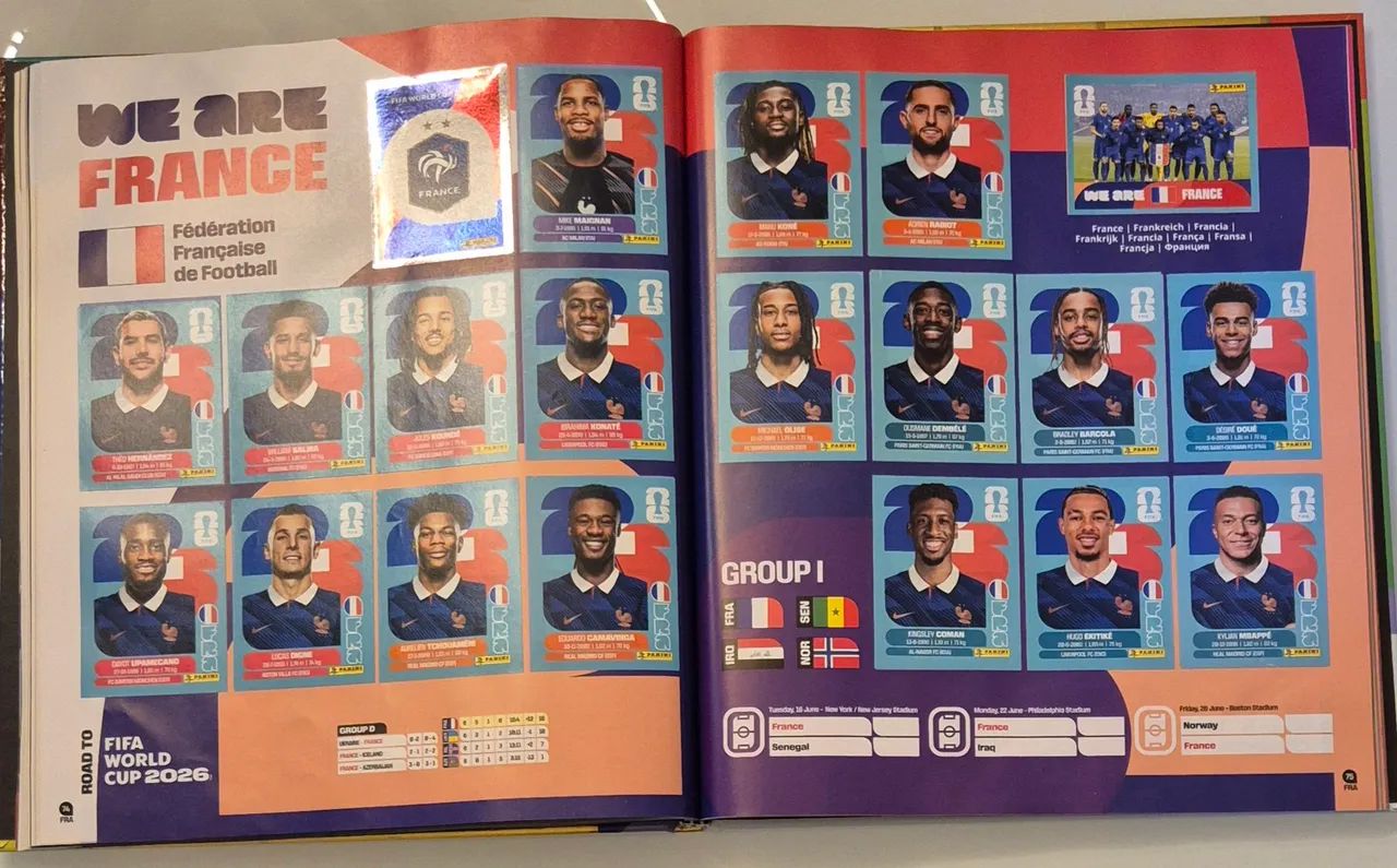 Álbum da copa dourado de 2026 completo - Foto 3