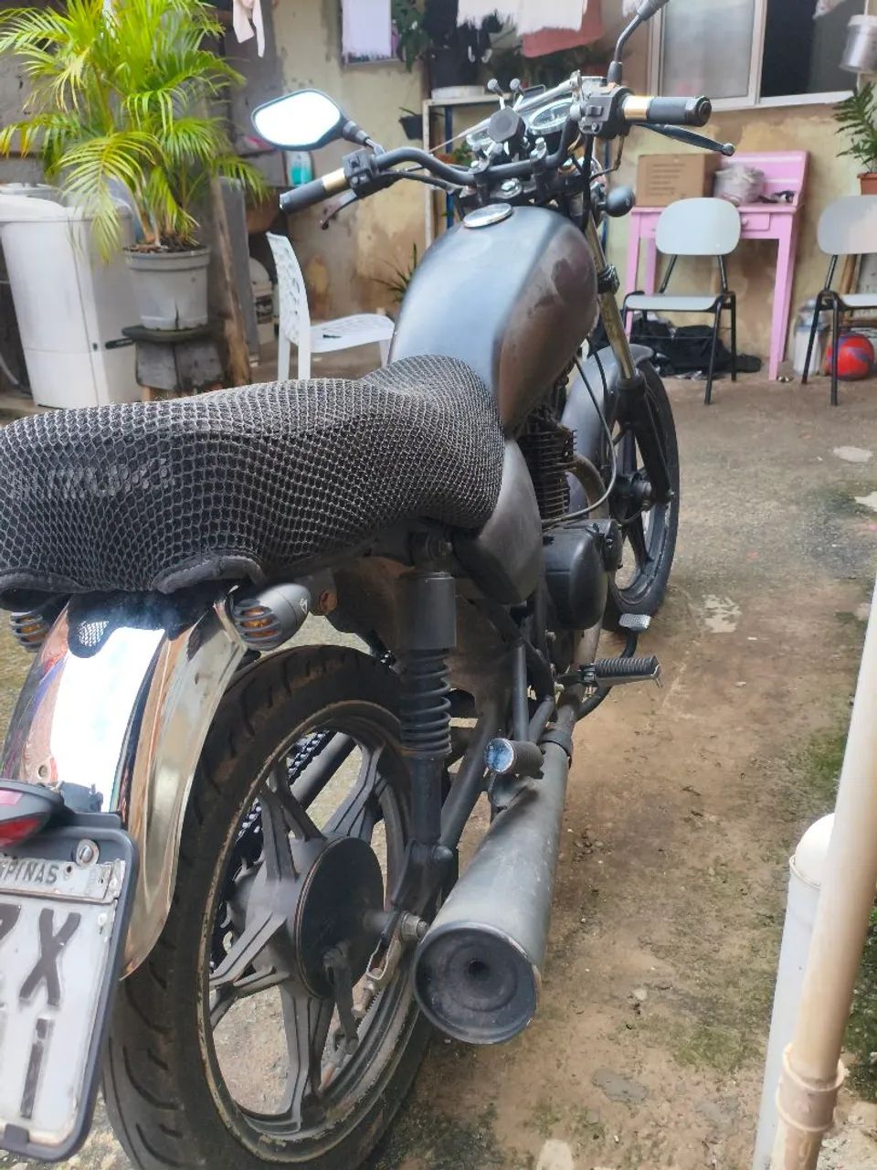 Intruder 125 com documento em dia e motor bom  - Foto 3