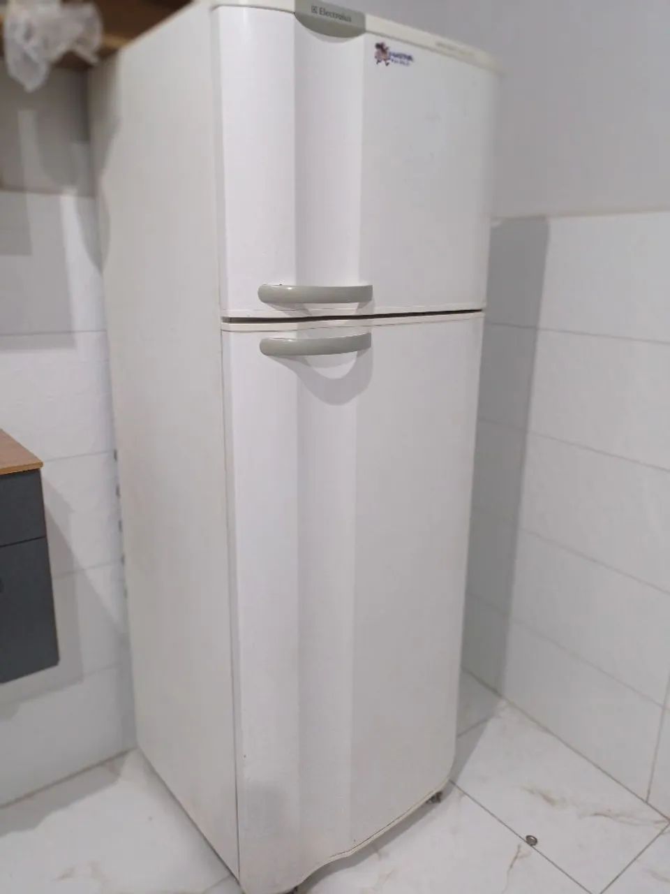 Vendo geladeira 