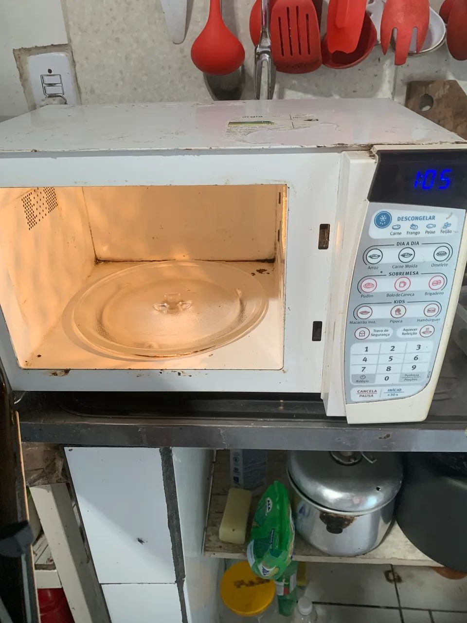 Microondas eletrolux para vender de 20 litros bem conservado - Foto 3