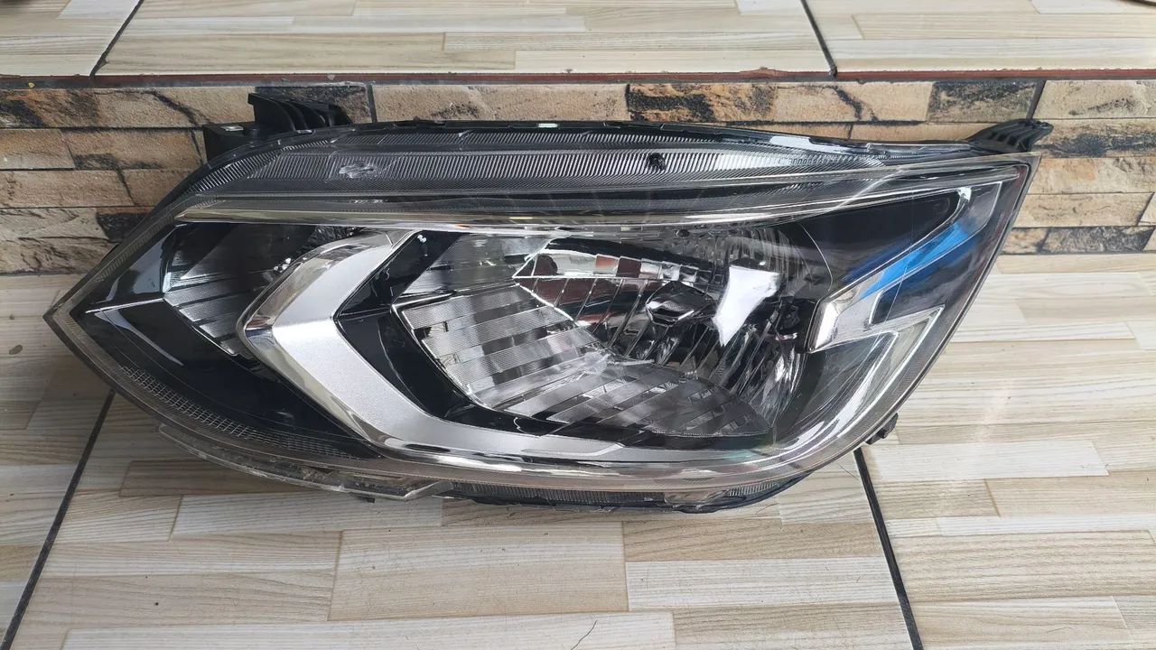 Farol Onix Plus
