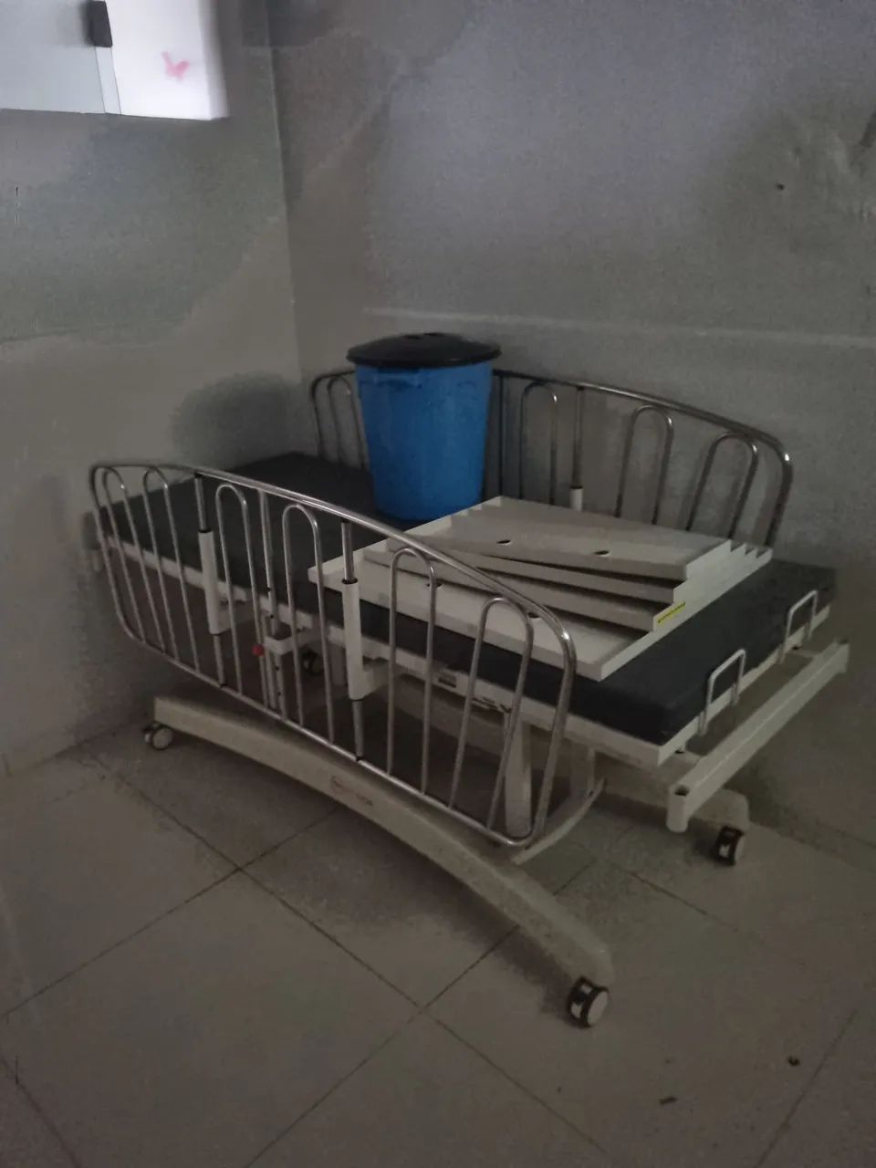 Cama Hospitalar Infantil Elétrica  - Foto 2
