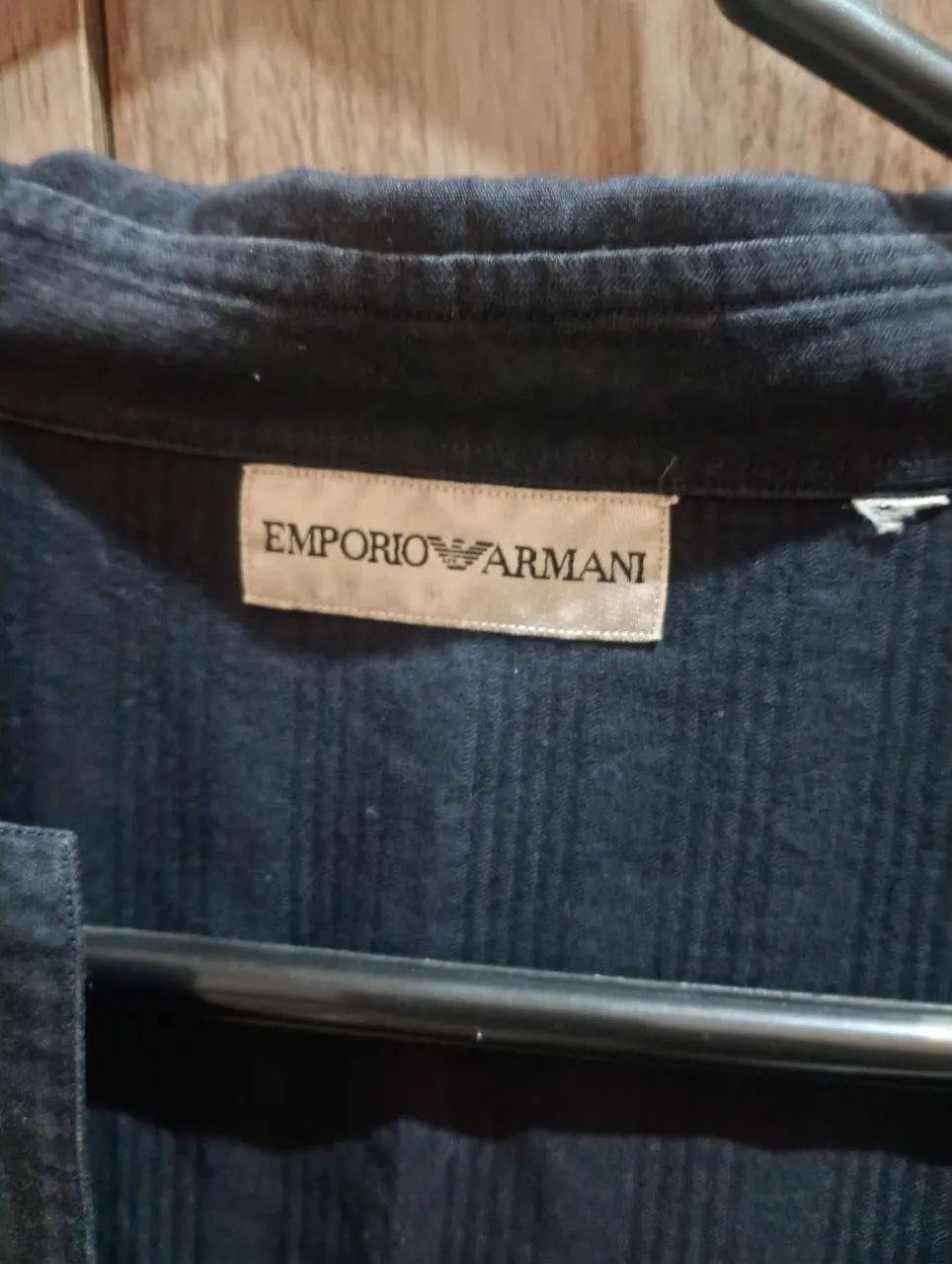 Camisa ARMANI em excelente estado! Sem marcas de uso!  - Foto 2