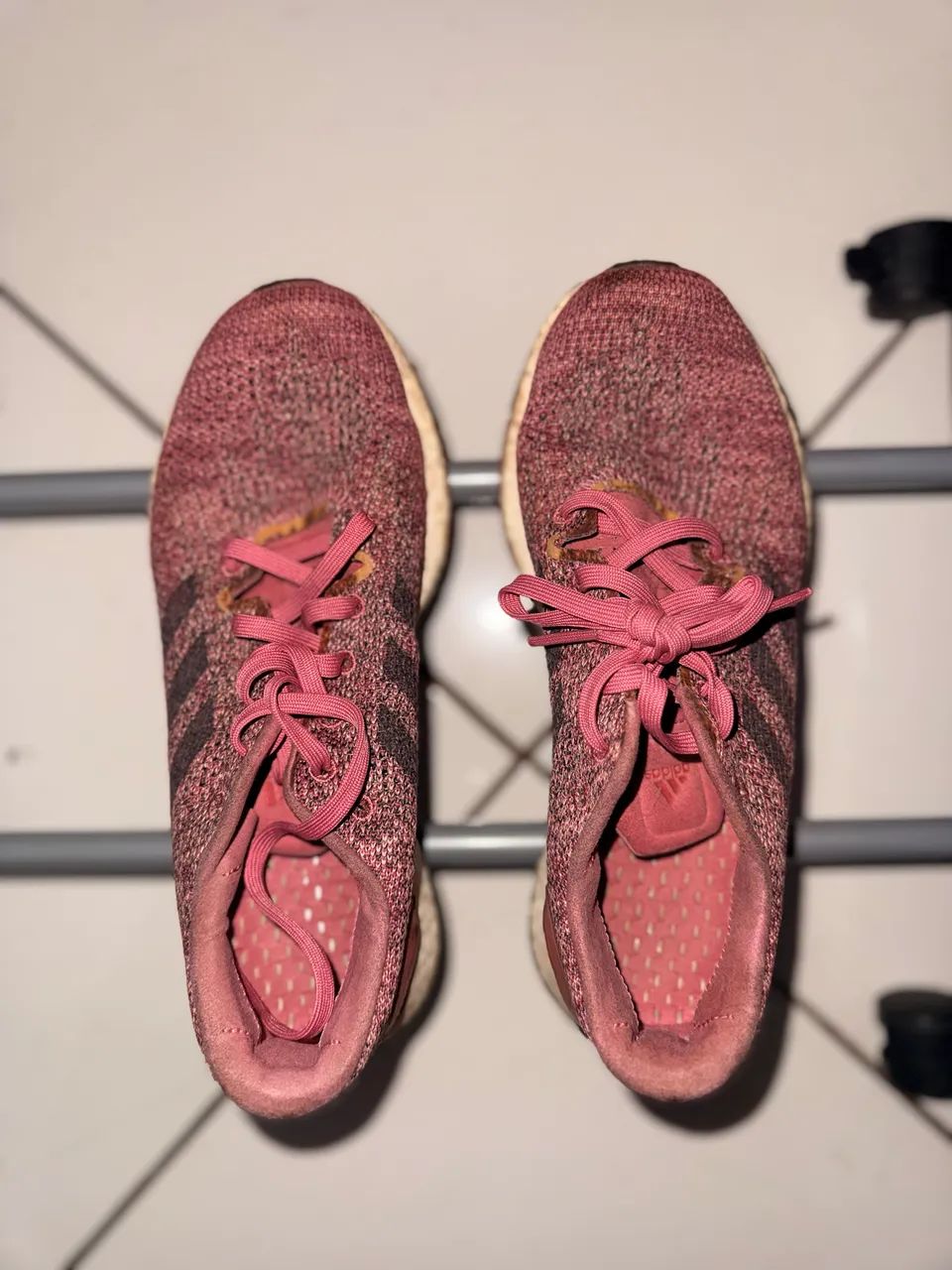 Tênis corrida Adidas - Calçados Esportivos - Universitário