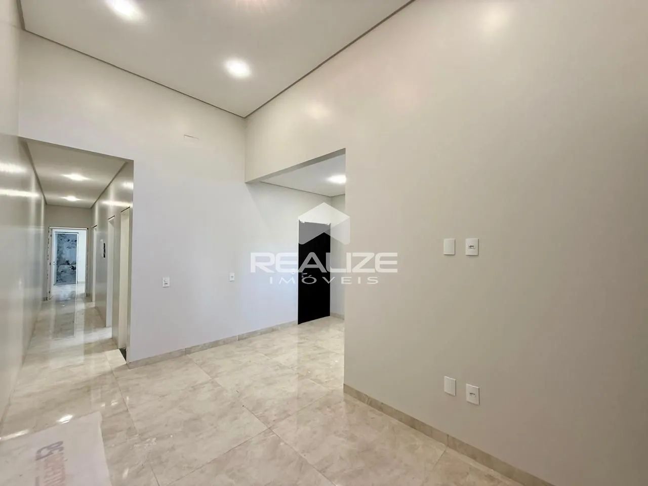 Casa à venda no Jardim Ipê IV com 3 quartos. - Foto 3
