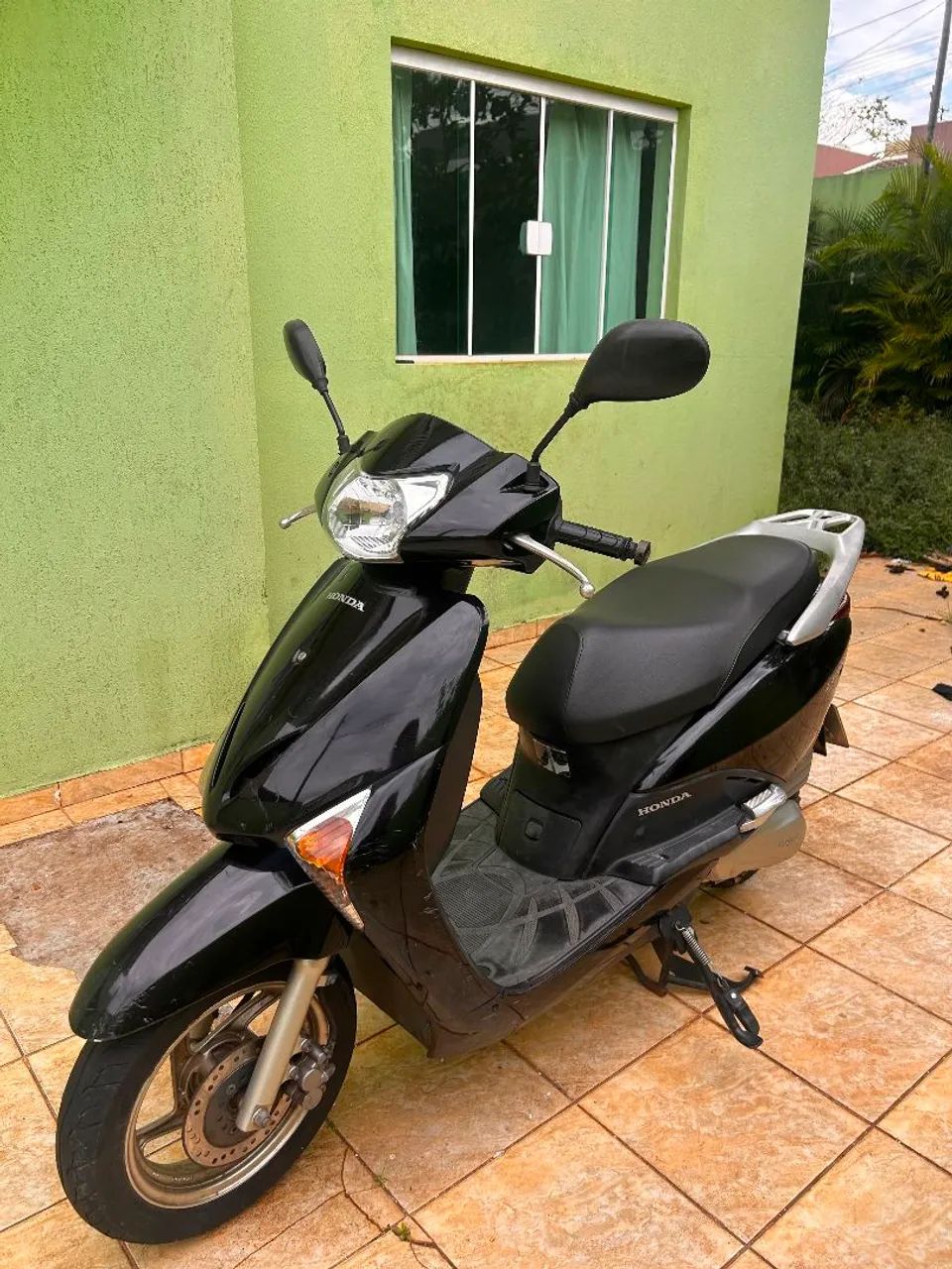 Honda Lead 110 automática  - Foto 2