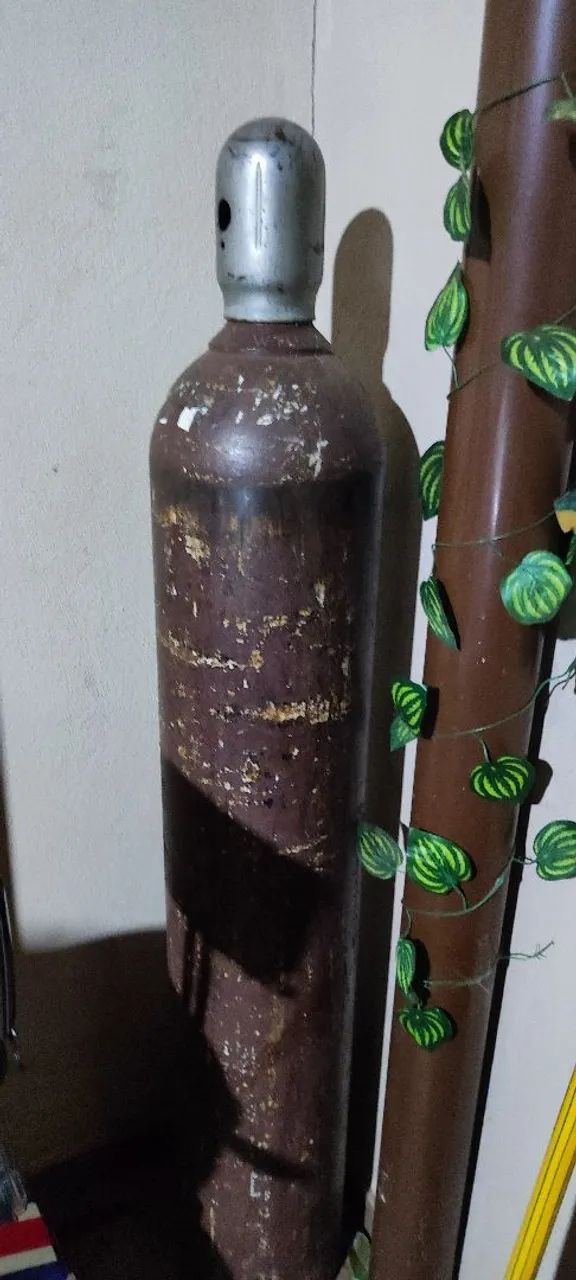 Cilindro de argônio 7 metros 