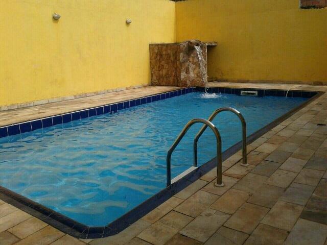 Casa com piscina em Peruíbe