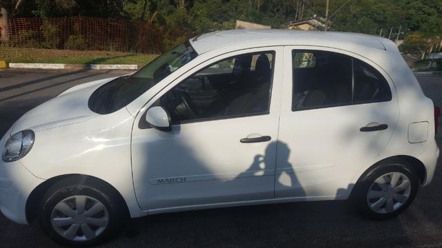 Nissan March 1.6 S 16V Flex 4P Manual - Foto 3