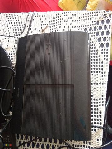 Playstation 3 em bom estado funcionando perfeitamente com um controle e jogos - Foto 2