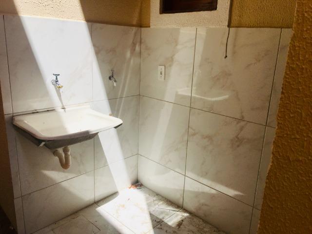 Documentação gratis; 2 quartos ,2 banheiros , 2 vagas de garagem fino acabamento - Foto 13