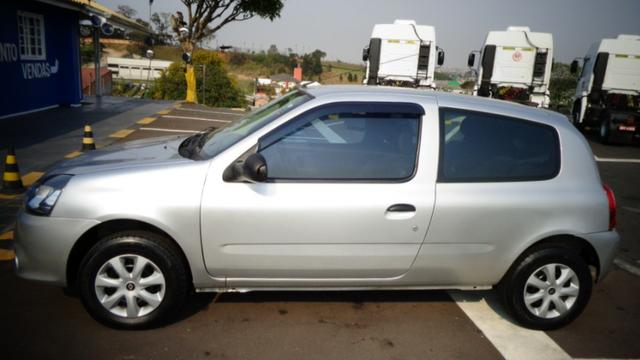 Renault Clio Autentic 3 portas - Foto 3