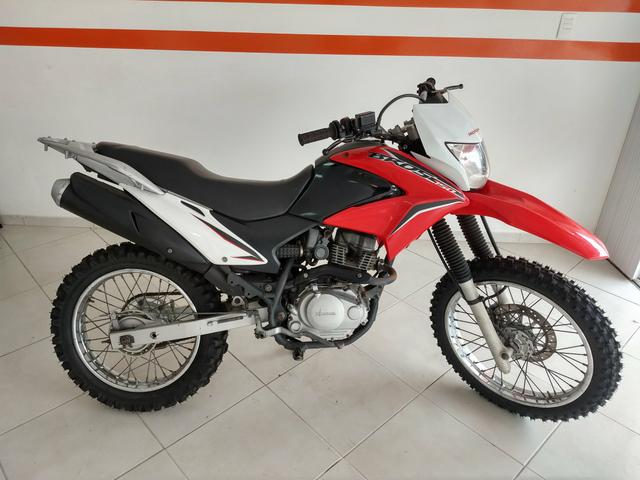Honda Bros para trilha