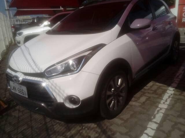 HYUNDAI HB20X 2016/2017 1.6 16V PREMIUM FLEX 4P AUTOMATICO - Foto 3