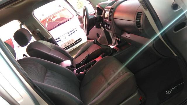 Nissan Frontier XE 4x2 2.5 16V (cab. dupla) - Foto 11