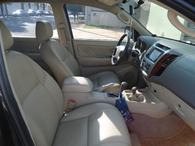 Toyota hilux sw4 - Foto 4