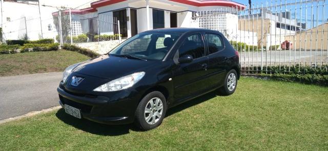 Peugeot 207 1.4 ano 2011 completo - Foto 9