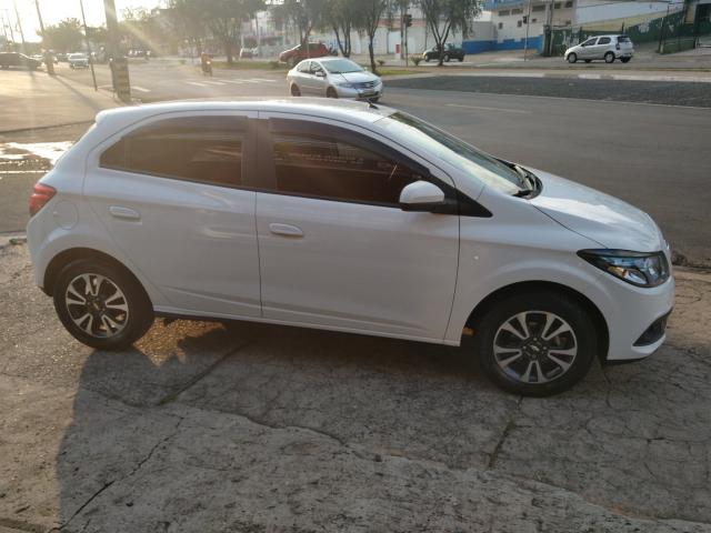 ONIX 2015/2015 1.4 MPFI LTZ 8V FLEX 4P MANUAL - Foto 4