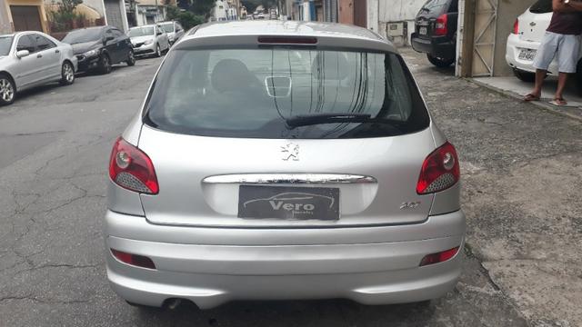 Peugeot 207 Xr 1.4 Flex 5p - Completo - Foto 11