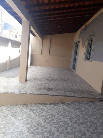 Casa na Regiao Residencial Pinheiros-Aluguel-3 quartos/ amplo terraco