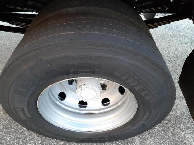 Vw 13.180 costeleicho ano 2011 muito novo pouco uso baixo km rodado nada a fazer - Foto 9