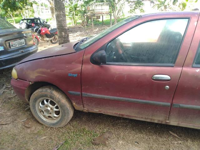 Troco um Fiat Palio em uma moto do meu interesse