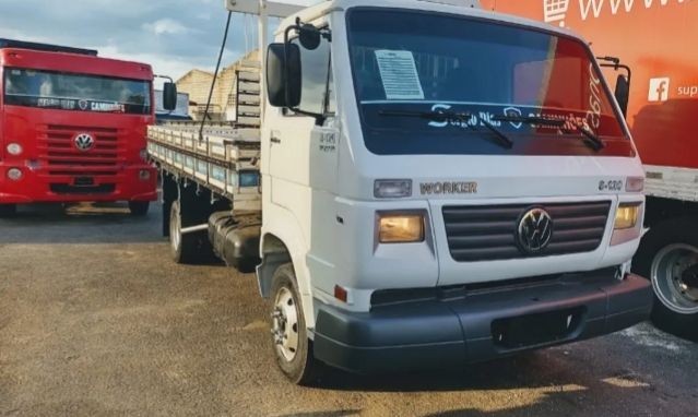 CAMINHÃO VW 8-120