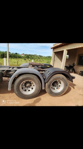 VENDE-SE UMA SCANIA, ANO 2001.