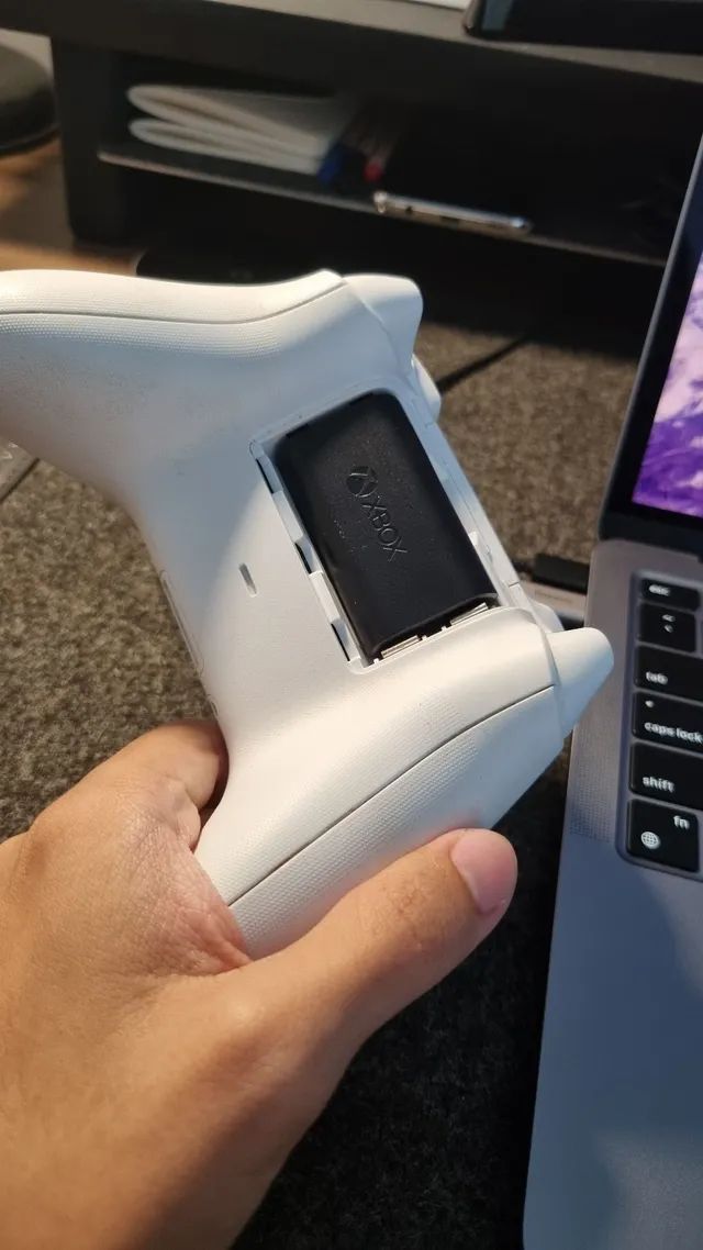 Xbox Series S 500GB em excelente estado + bateria extra pro joystick - Foto 3
