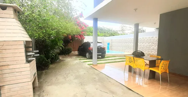 Casa de Praia 4 qts, Piscina, churrasqueira, ar, wifi.