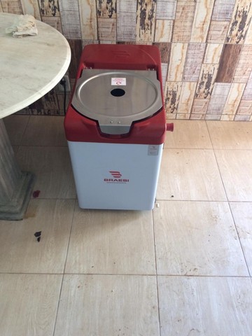 Amassadeira rápida 25 kgs - para pães e massas , padaria- braesi  - Foto 2