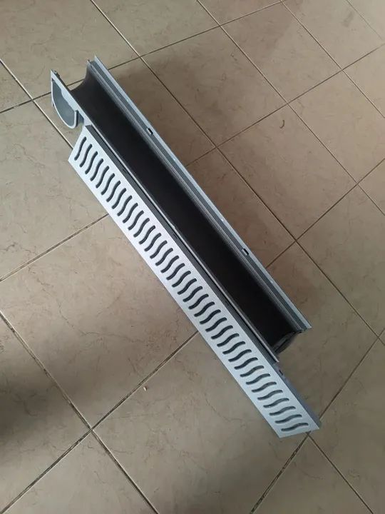 Calha Piso Calçada Roma C/ Grelha 100x15 1,5 Ton - Foto 4