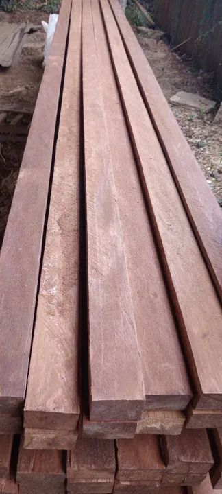 Madeira telhas pra telhado e fundação  - Foto 2