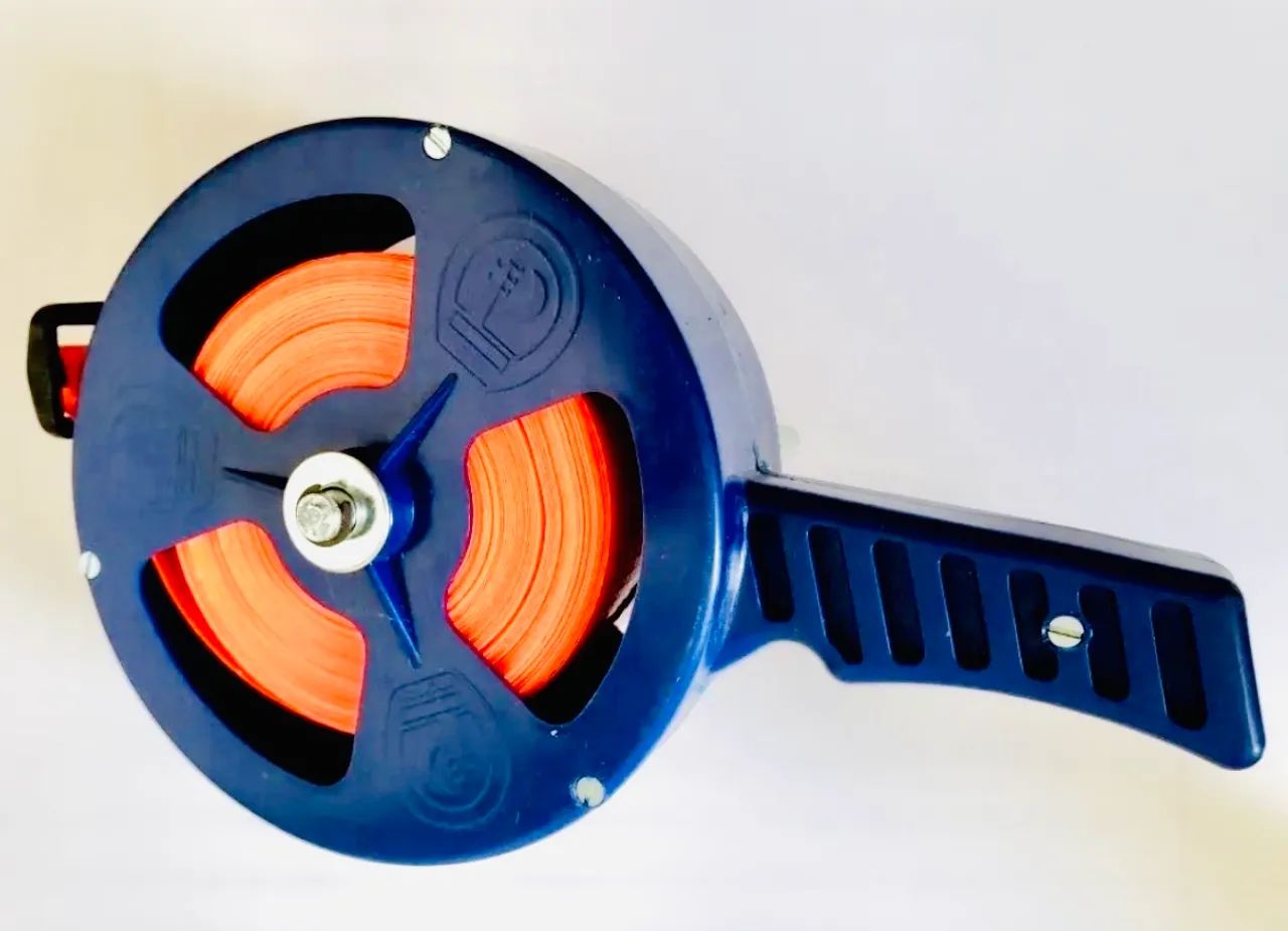 Recolhedor de fita de sinalização com 40m de fita refletiva 